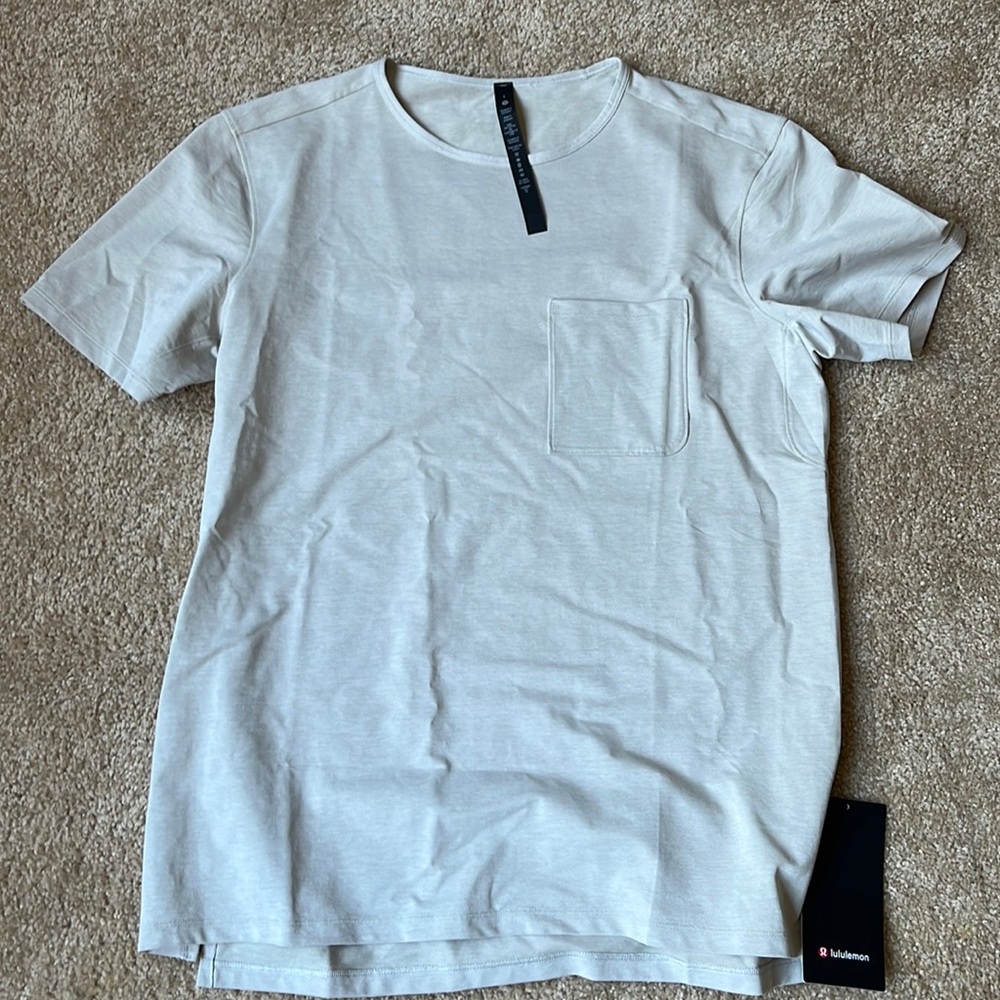 Lululemon mens tshirt - size L
